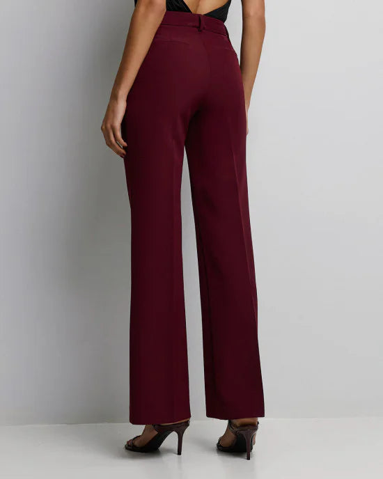 Wide-leg pants with a monogram button