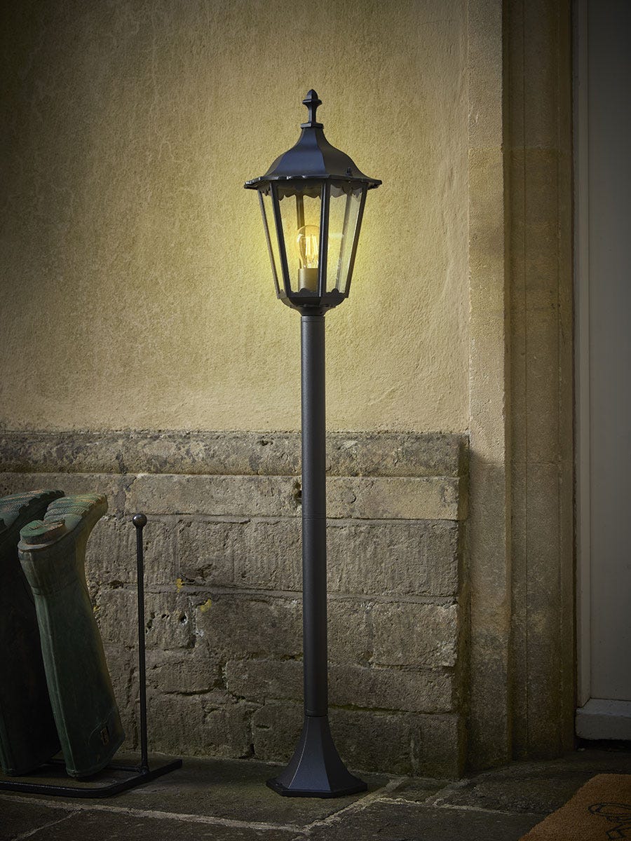 Luz Pathfinder da Casa da Carruagem